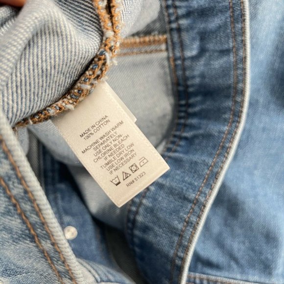 1. State Denim Jacket Bell Sleeve Collarless Sz Small - Picture 4 of 5